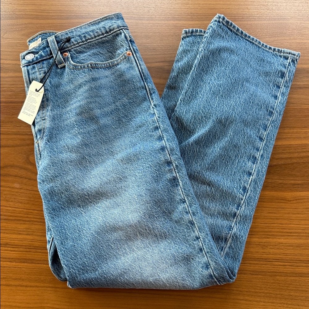 Levi's Wedgie Straight jeans size 29
